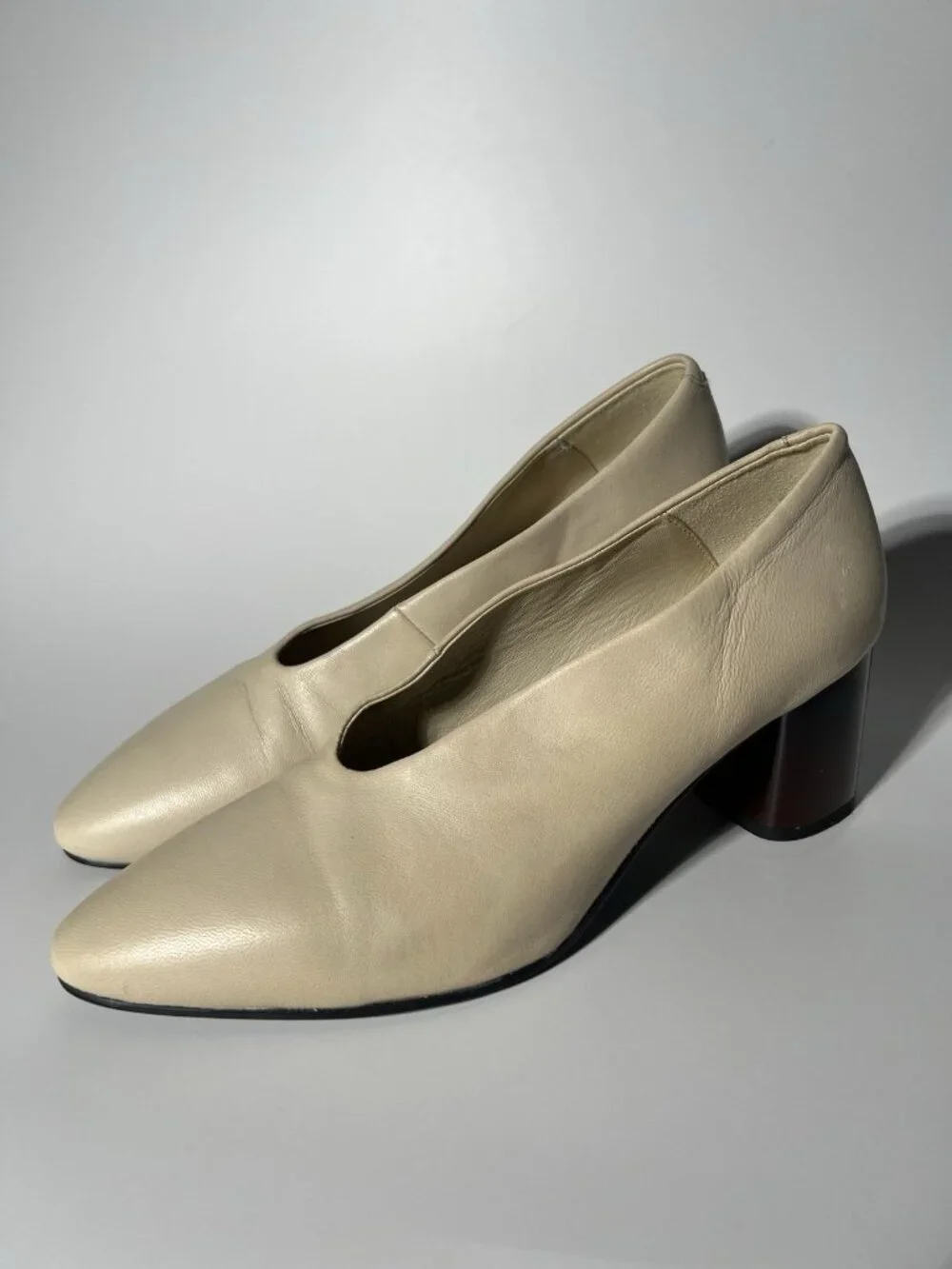Vagabond Shoemakers Eve Women’s Pumps Cream Block Heel Shoes EU 37